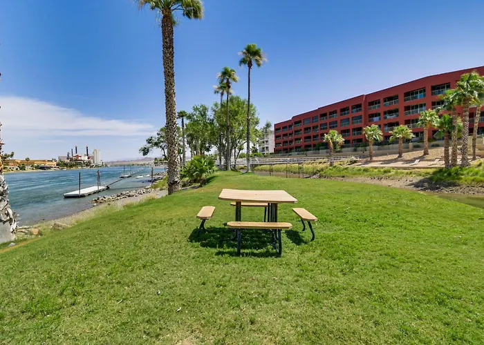Riverfront Bullhead Near Casinos!